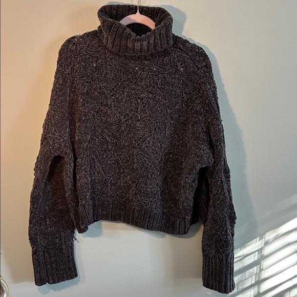 POL Sweaters - POL Charcoal Textured Turtleneck Sweater